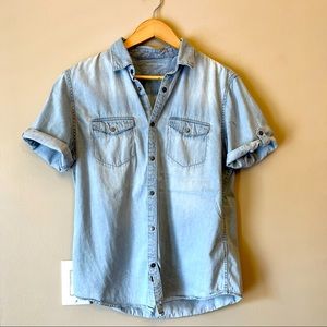 Mens snap “button” down